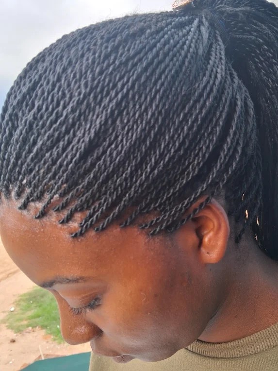 Natural Twist-Out *BACK TO SCHOOL* hairstyle inspiration